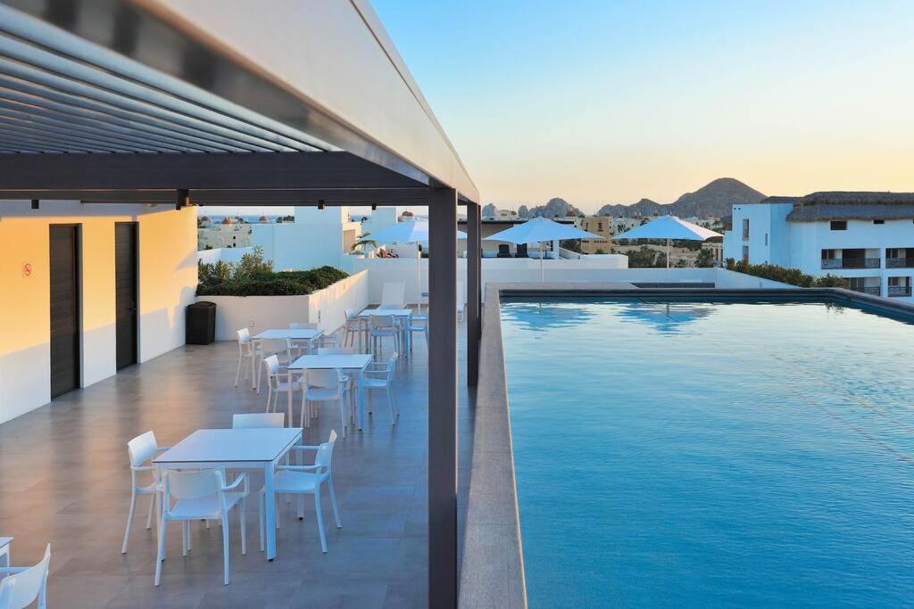 Great Location 2Bd 2Bth Walking Distance To Medano Appartement Cabo San Lucas Buitenkant foto