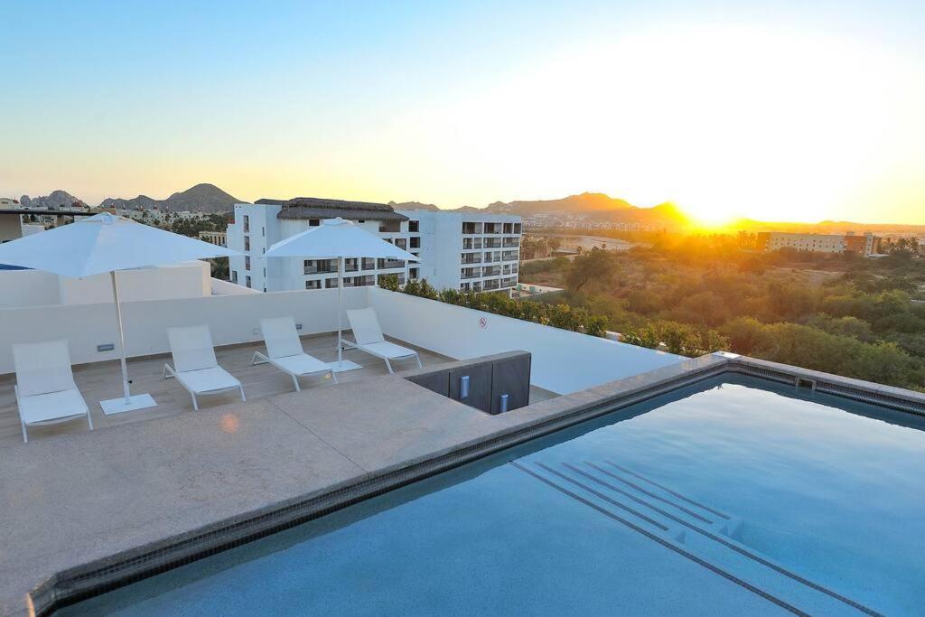 Great Location 2Bd 2Bth Walking Distance To Medano Appartement Cabo San Lucas Buitenkant foto